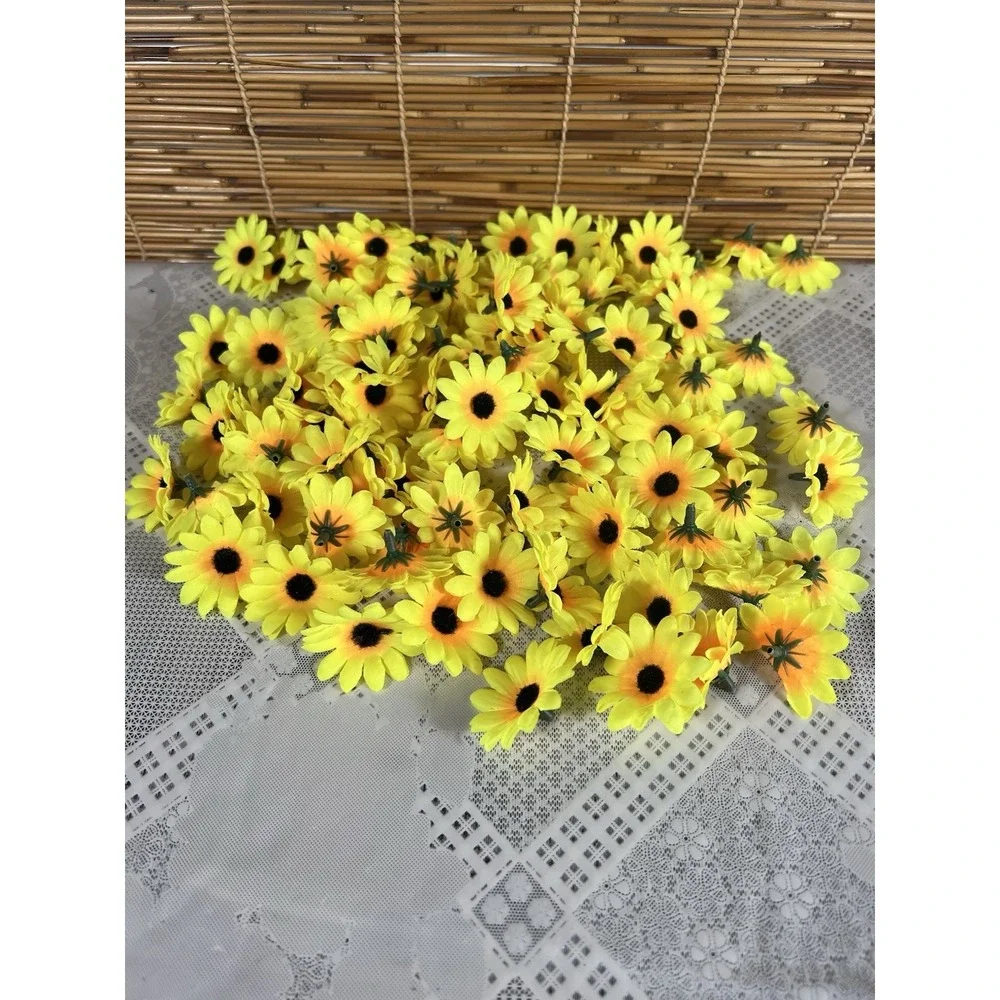 100pcs Artificial‎ Daisies Flower Heads,1.37x1.37x0.78 Inch Fake /Light Yellow
